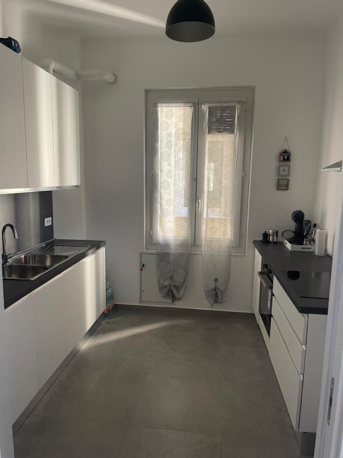 Deluxe Apartment Self Check In Parking Genoa Ngoại thất bức ảnh