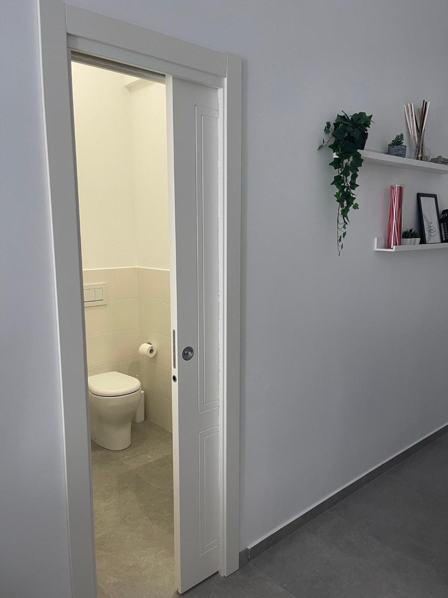 Deluxe Apartment Self Check In Parking Genoa Ngoại thất bức ảnh