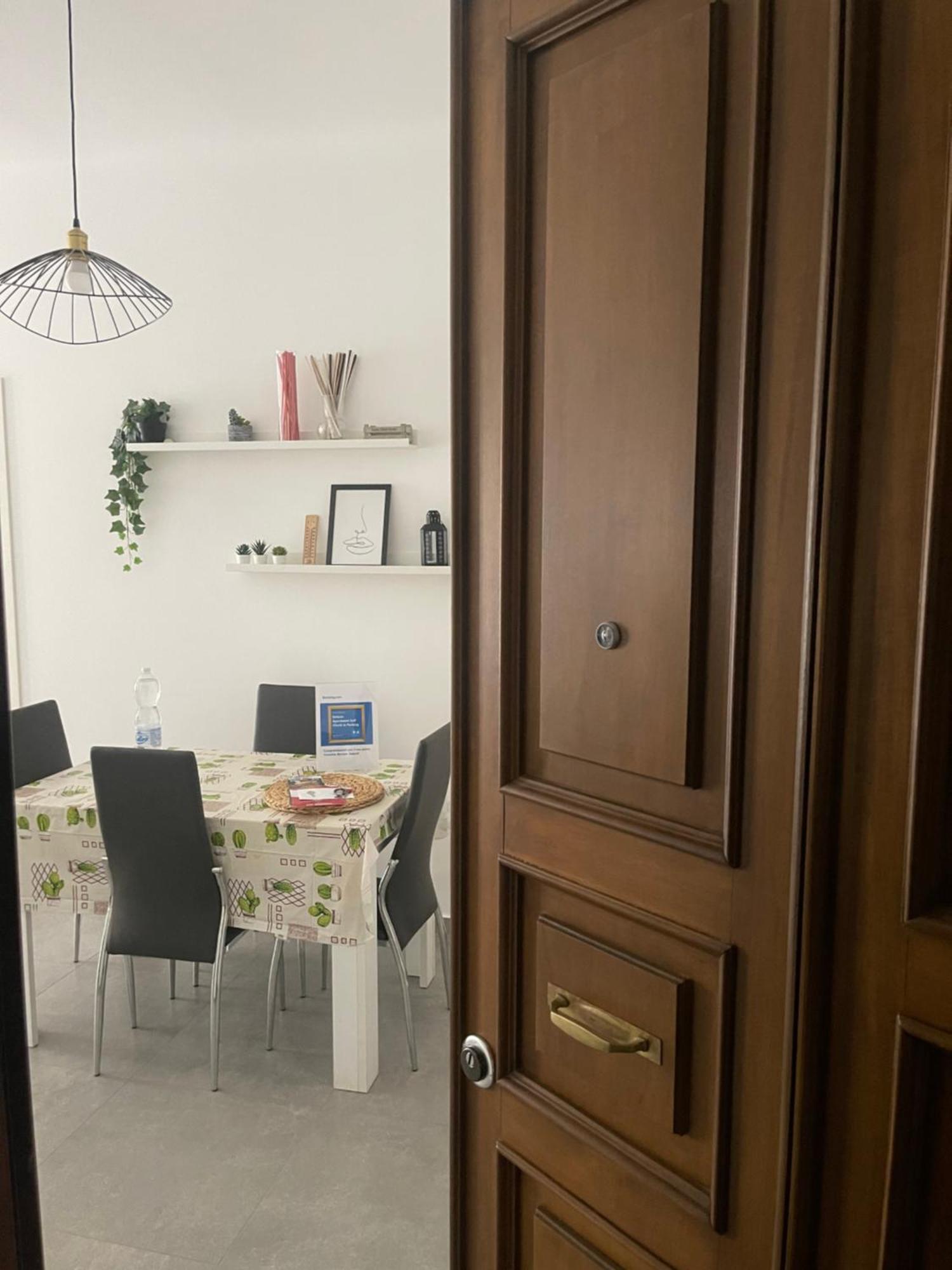 Deluxe Apartment Self Check In Parking Genoa Ngoại thất bức ảnh